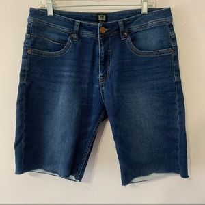 Point Zero Denim Vintage Bermuda Shorts size 32